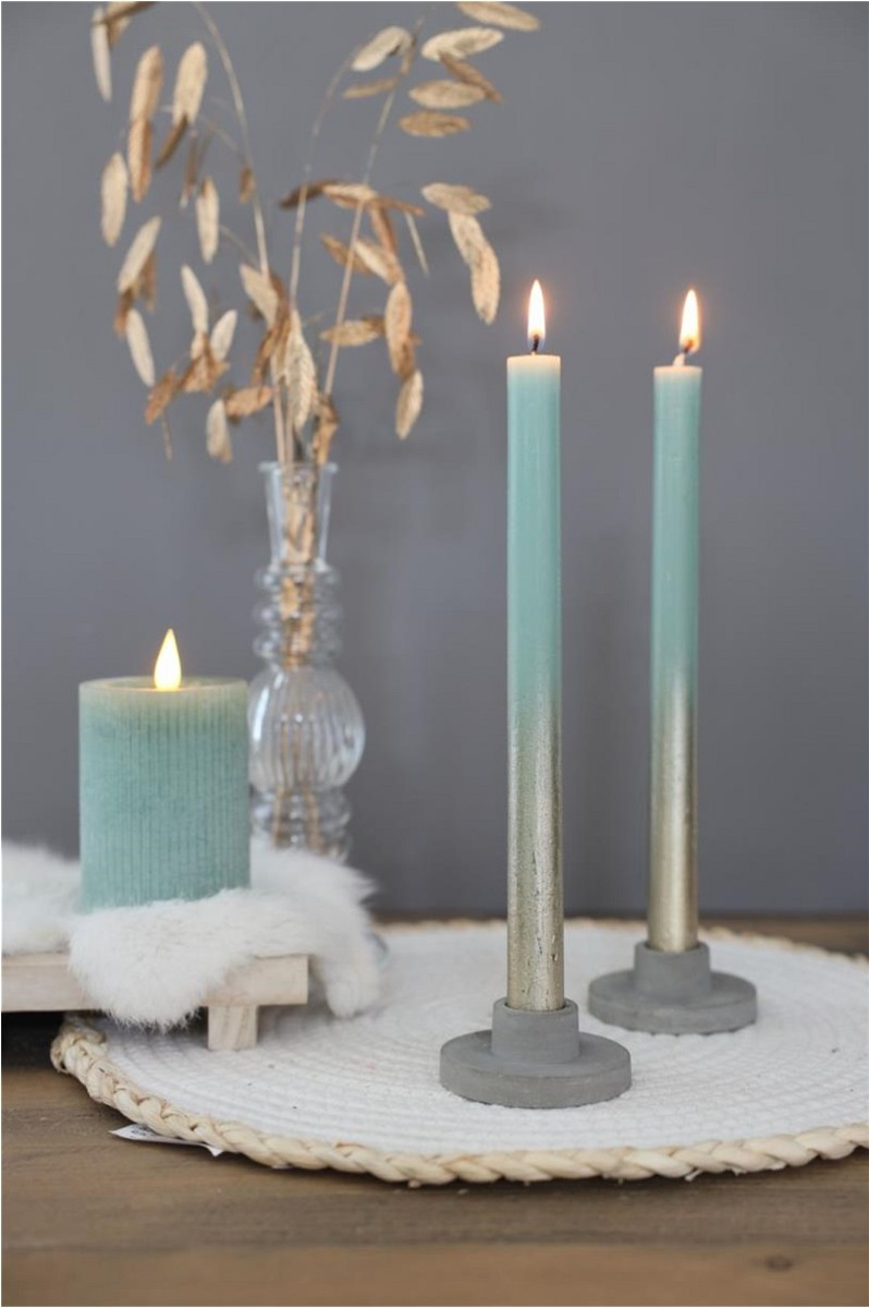 Dinner Kaarsen eucalyptus groen met Goude Spray Ø2.1/h. 25cm (1 set) [IFS-32315]