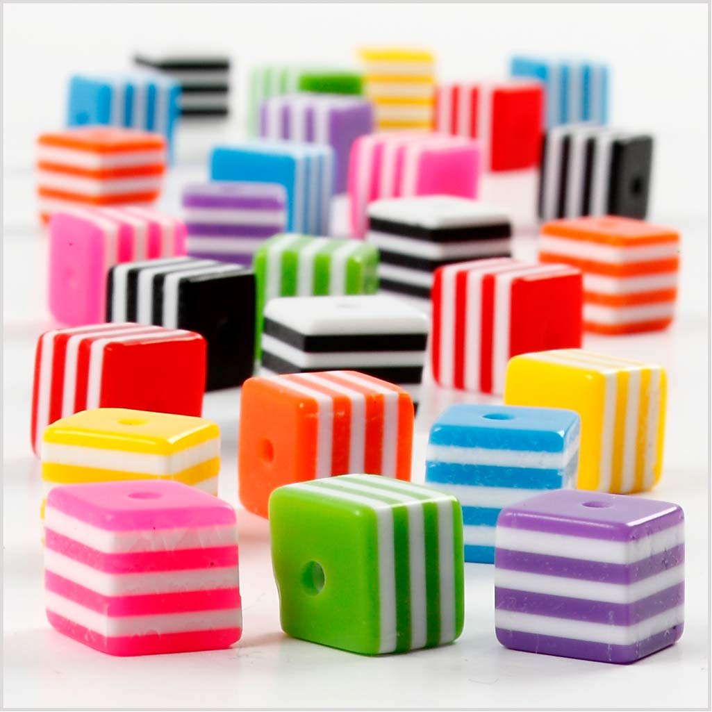 Multi Mix, afm 8x8 mm, gatgrootte 2,5 mm, ca. 950 stuk, 500 gr, 700 ml/ 1 Doosje [HOB-69983]