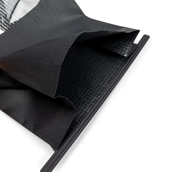 Sac kraft noir avec fermeture tin-tie et fenêtre 15,2x7x26,7 cm (100 pcs) [TTW3B]