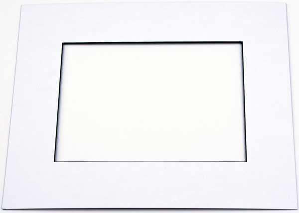 Passepartout wit/zwart kern 19,4x24,5cm venster - buitenmaat 27,9x35,6cm (10 stuks) [MS20200]