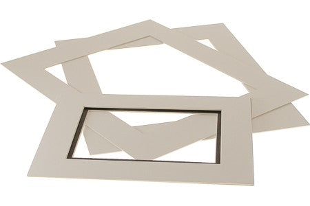 Passepartout super wit 19,1x24,1cm venster - buitenmaat 27,9x35,6cm conserveringskwaliteit (25 stuks) [MS30027]