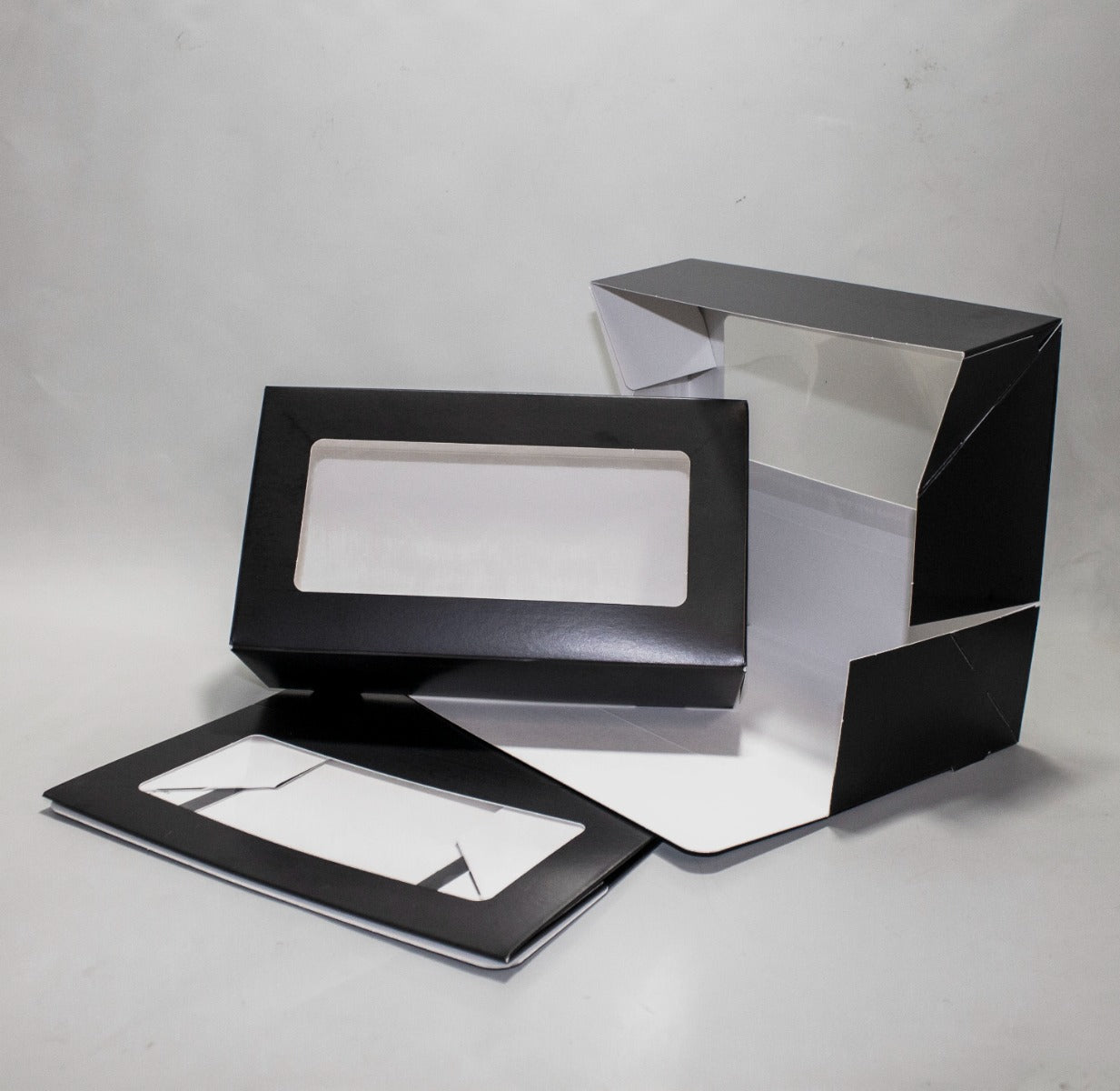 Kraft Dozen Zwart met Venster 21.5x6.4x12 cm (125 Stuks) [TB2112B]