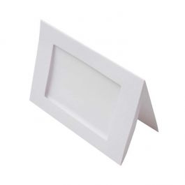 Kaarten Wit met 10x15 Rechthoekige uitsnede - Buitenmaat voor 10,8x15,8 to 12,5x17,5cm print, 240g 13x17,8cm (25 stuks) [PJ00113]